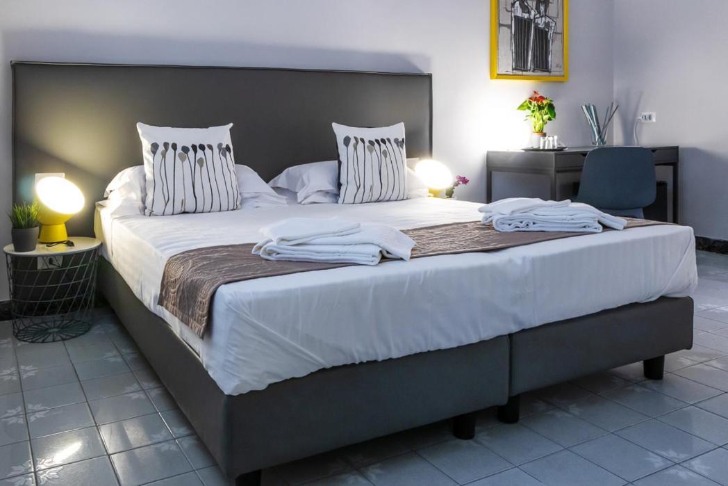 Bed and Breakfast Re Vittorio De Luxe Mesina Exterior foto