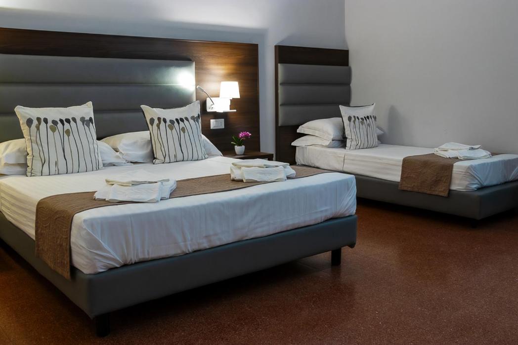 Bed and Breakfast Re Vittorio De Luxe Mesina Exterior foto
